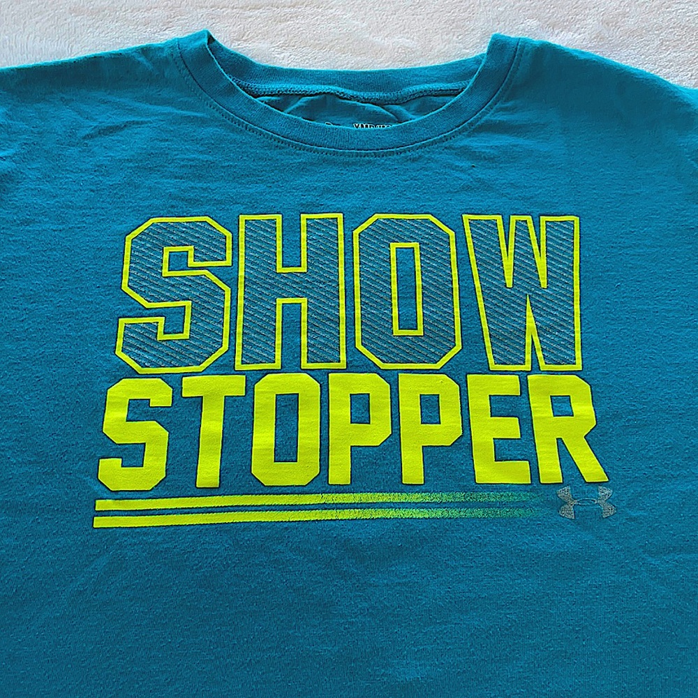 Girls Under Armour shirt